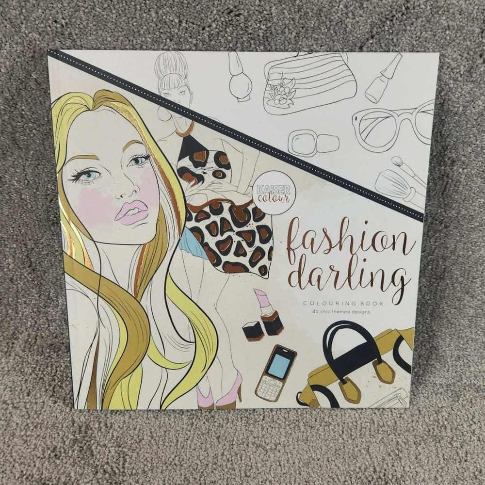 Kaisercolour Coloring Book -‎ Fashion Darling 40 Designs